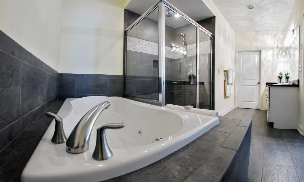 Bathroom in the Grand Villa