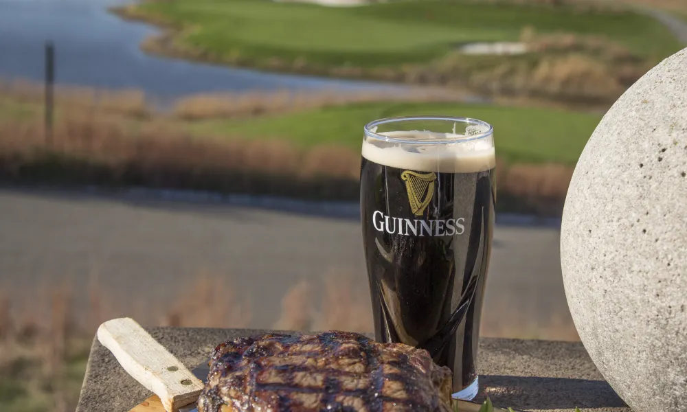 Owen's Pub Steak with a Guinness