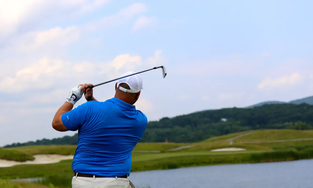 Golfer playing at golf resort near NYC