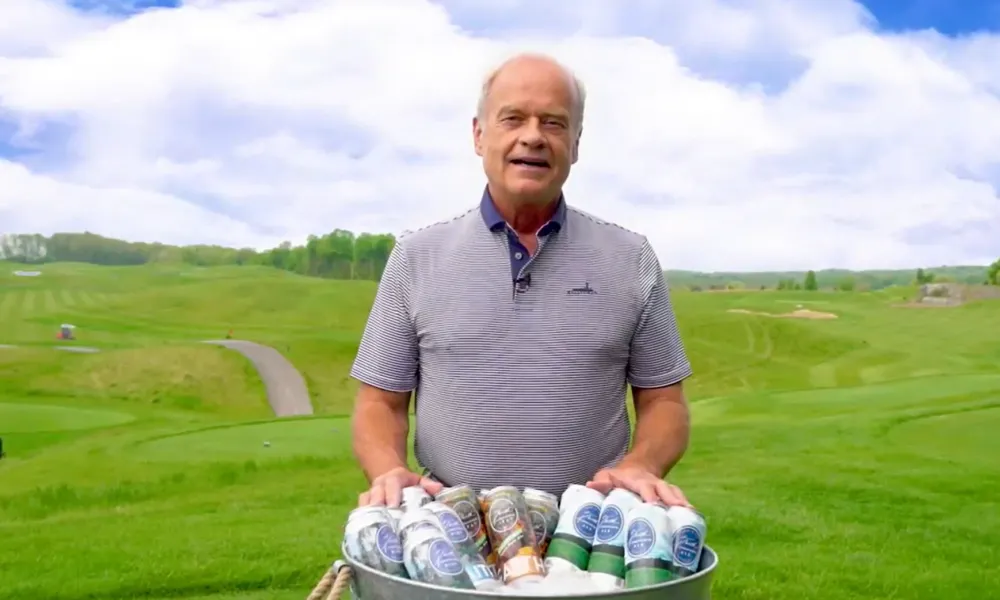 Kelsey Grammer standing with his beer, Faith American.