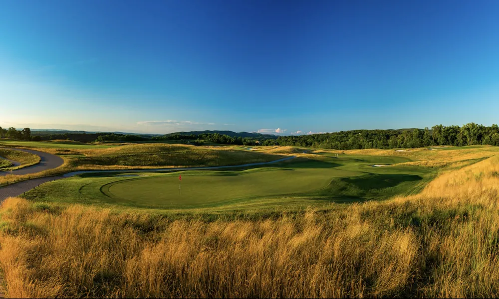 18th hole at Ballyowen Golf course