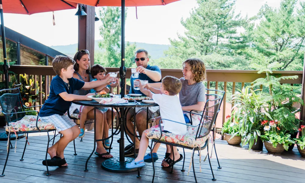 Family toasting at Kites Restaurant