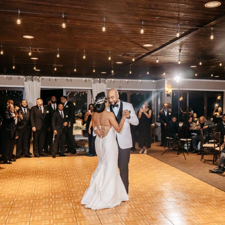 Bride and groom dancing duringtheir Ballyowen Bailigh Bluff House wedding reception.