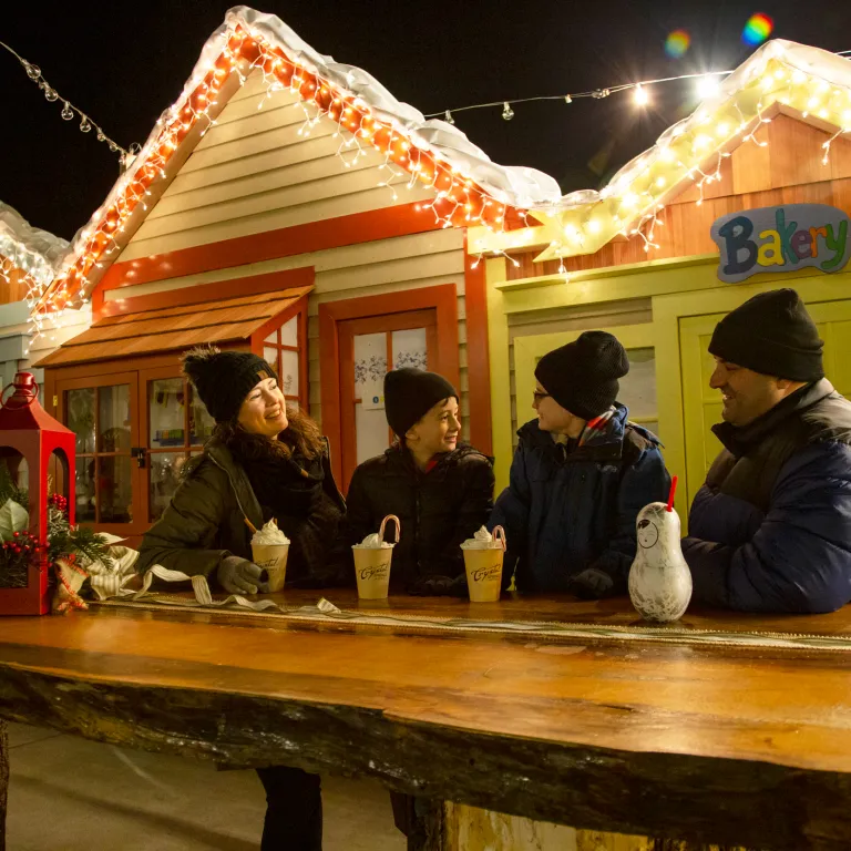 THESE EPIC CHRISTMAS POP-UP BARS ARE BACK FOR HOLIDAY CHEER - NEW JERSEY FAMILY