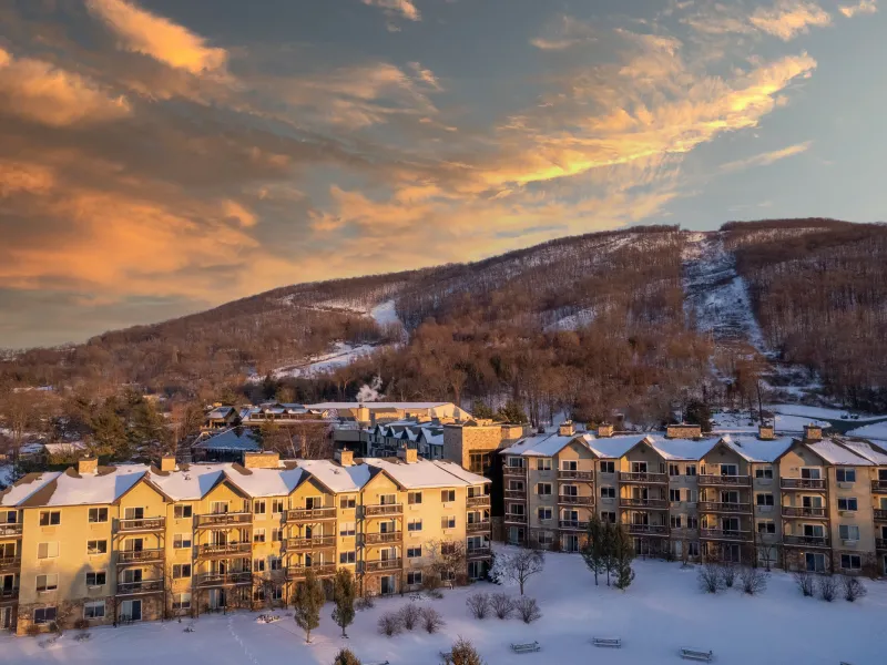 Winter exterior view of Minerals Hotel